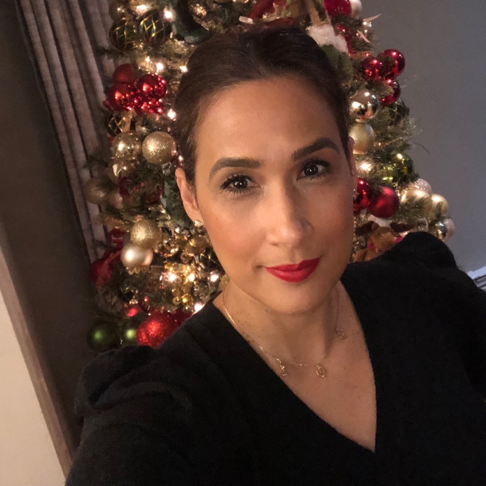 Meet your Posher, Ana